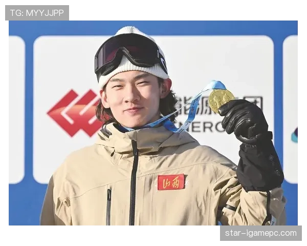 苏翊鸣滑雪场上的一身名牌，到底哪天能脱下来喘口气？